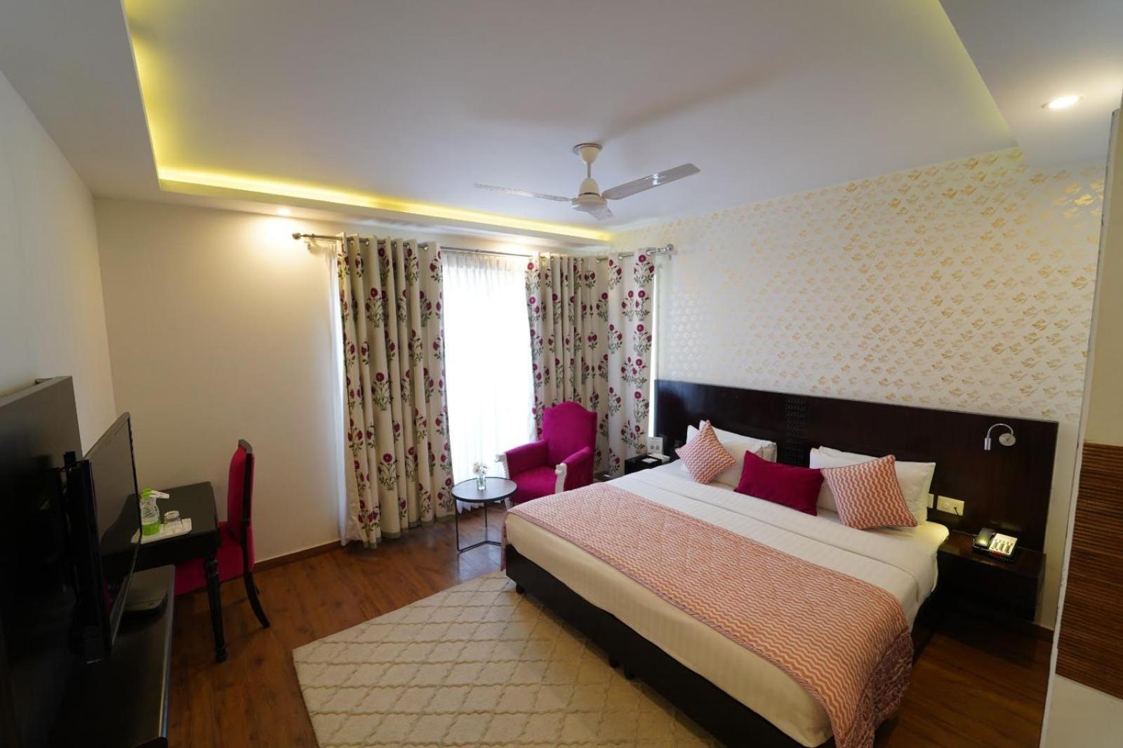 Rockland Hotel, C.R Park New Delhi Eksteriør bilde