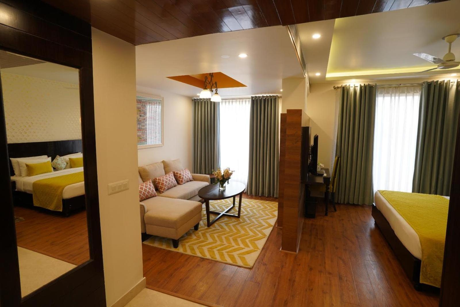 Rockland Hotel, C.R Park New Delhi Eksteriør bilde