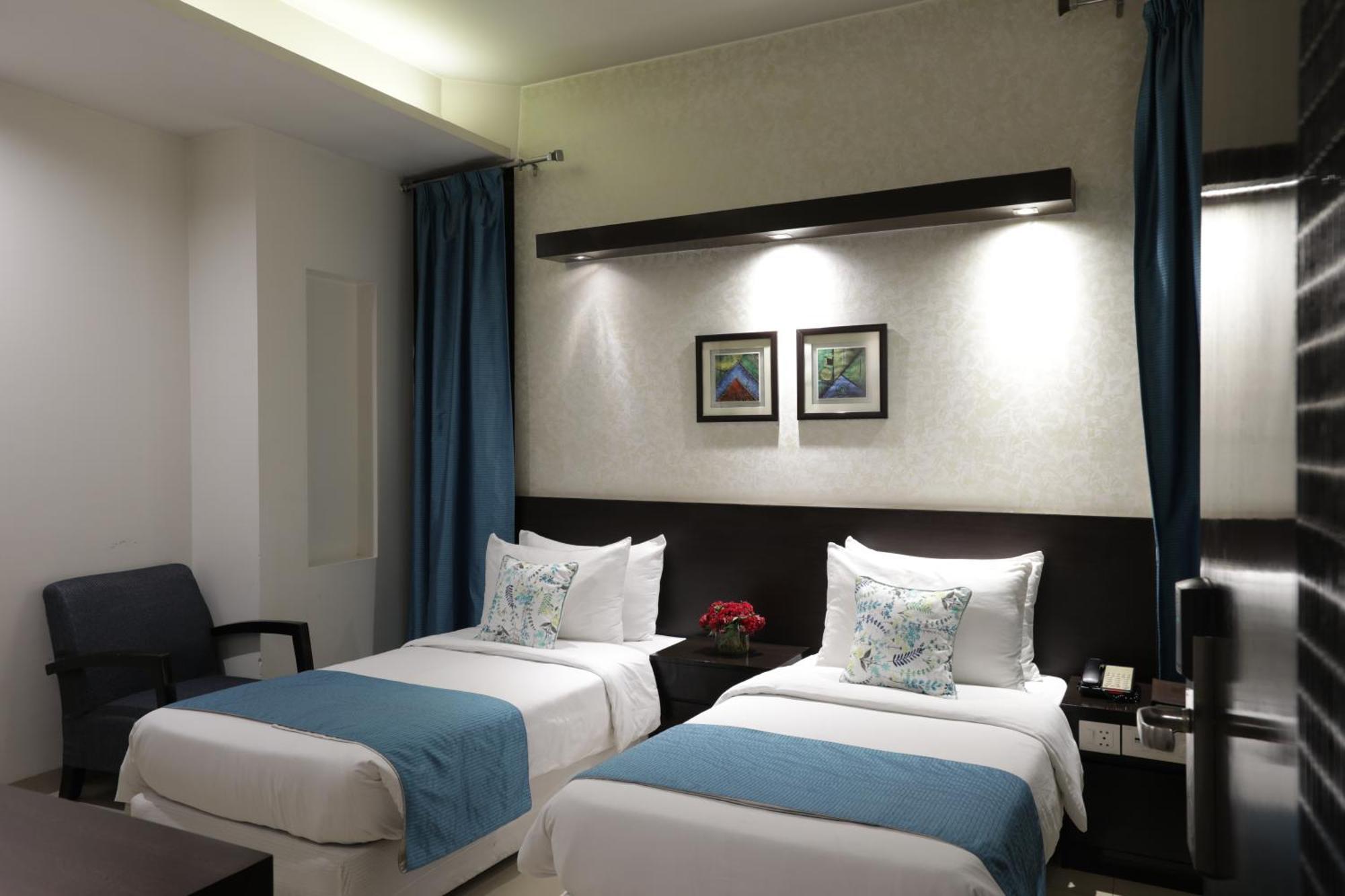 Rockland Hotel, C.R Park New Delhi Eksteriør bilde
