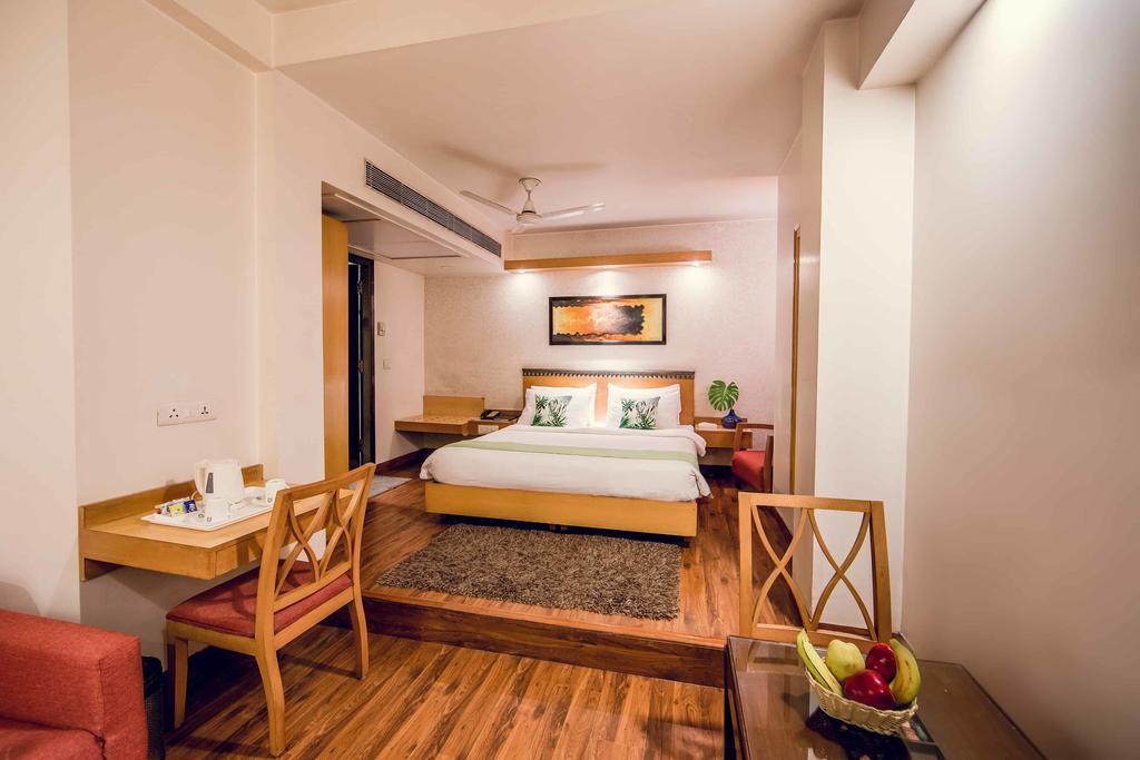 Rockland Hotel, C.R Park New Delhi Eksteriør bilde