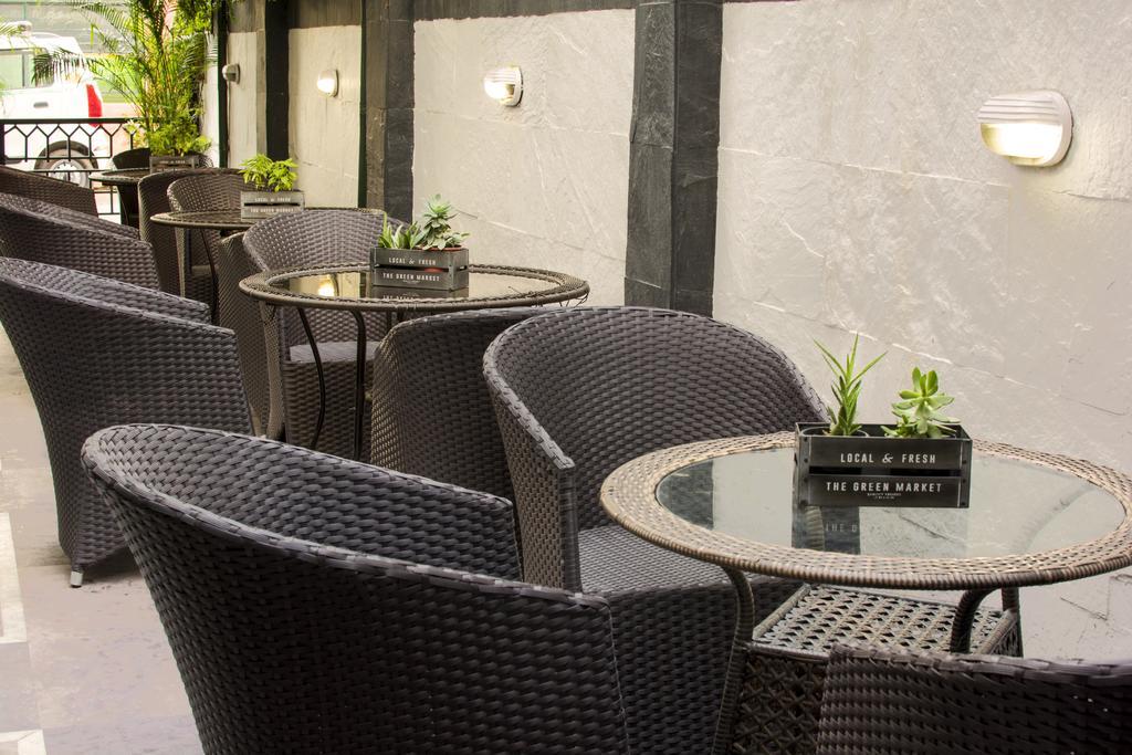 Rockland Hotel, C.R Park New Delhi Eksteriør bilde