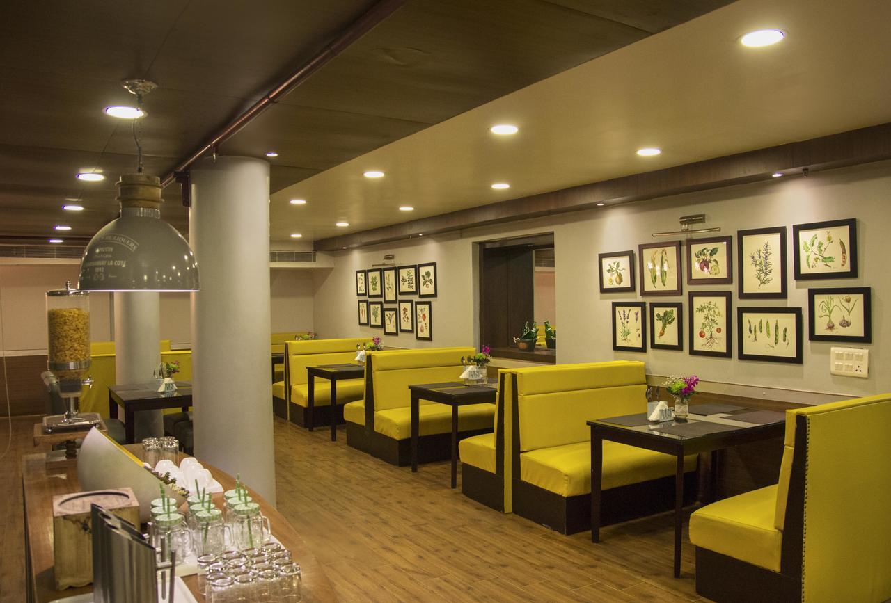 Rockland Hotel, C.R Park New Delhi Eksteriør bilde
