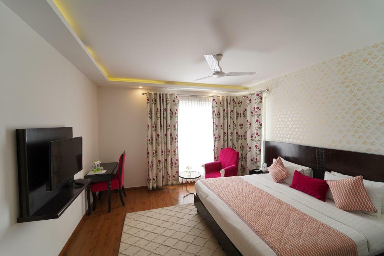 Rockland Hotel, C.R Park New Delhi Eksteriør bilde