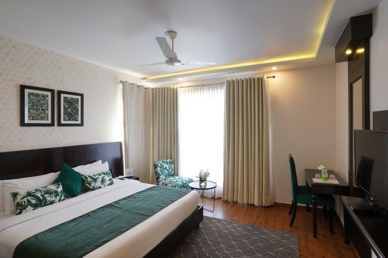 Rockland Hotel, C.R Park New Delhi Eksteriør bilde
