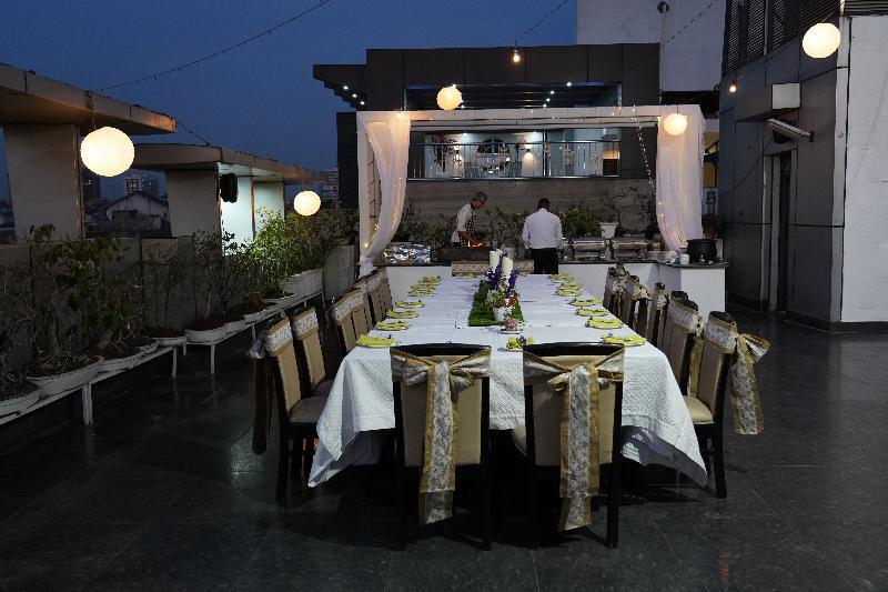 Rockland Hotel, C.R Park New Delhi Eksteriør bilde